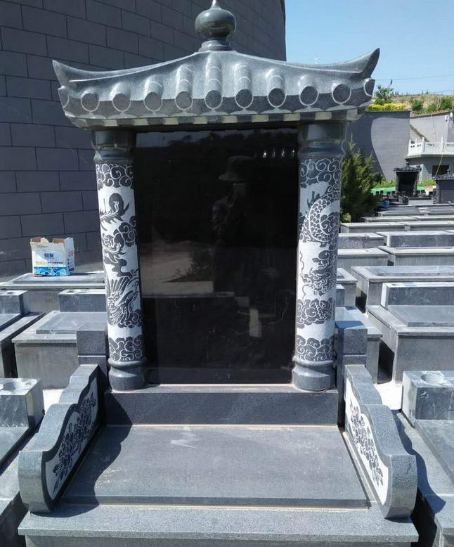 昆明传统墓碑