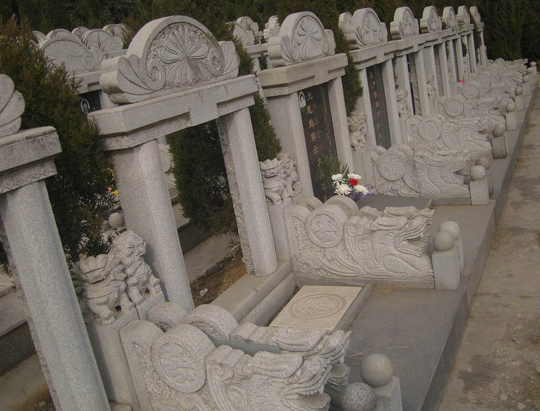 宜宾晶白玉墓碑