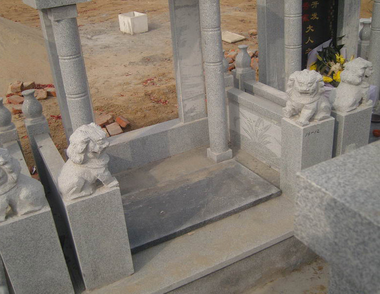 黔东南晶白玉墓碑