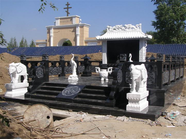 自贡家族墓碑