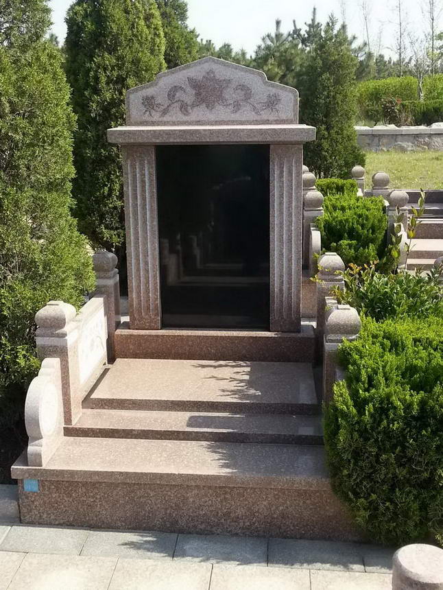 三明墓碑石