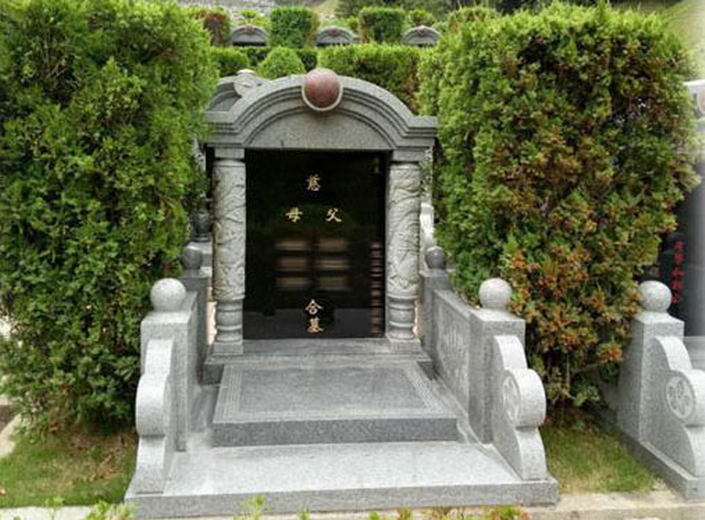 遵义日式墓碑