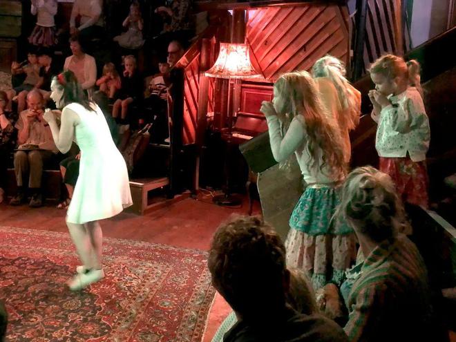 买球的app双语游戏互动剧《钢琴环游记》让孩子爱上音乐再学琴!(图6) 买球的app双语游戏互动剧《钢琴环游记》让孩子爱上音乐再学琴!(图6)