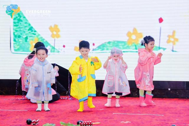 买球软件从森林到舞台!平洲自然树儿童之家音乐会奏响森林乐章(图3) 买球软件从森林到舞台!平洲自然树儿童之家音乐会奏响森林乐章(图3)